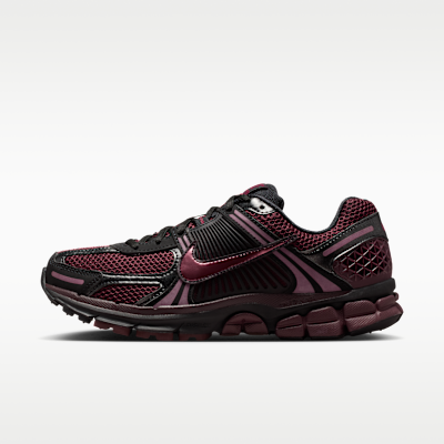 W+NIKE+ZOOM+VOMERO+5.png